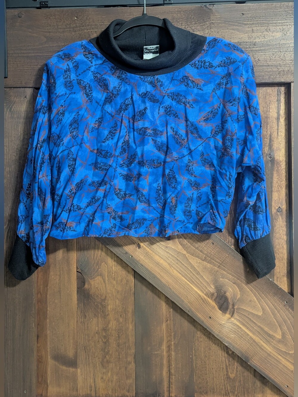 Vintage Grannycore 80s 90s Retro Blue Abstract Knit Collar Cropped Top